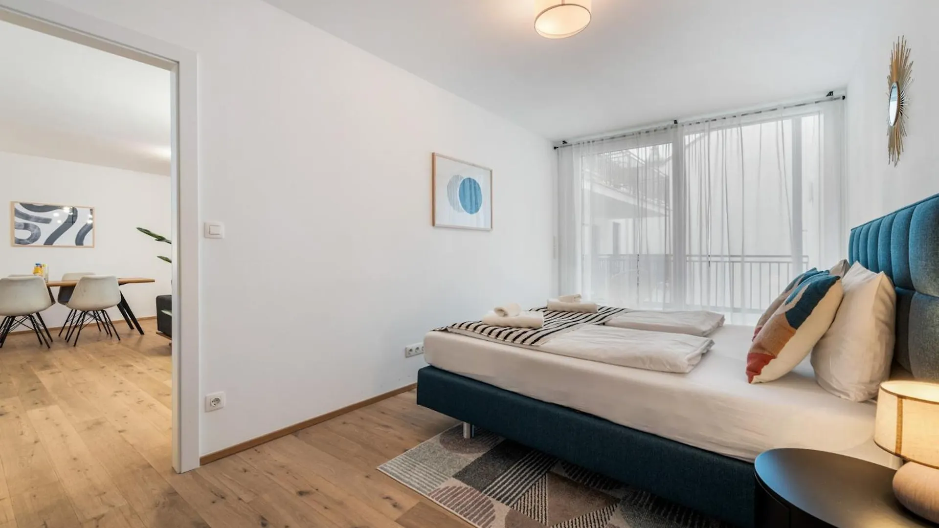 וינה Modern Housing Apartments מלון דירות